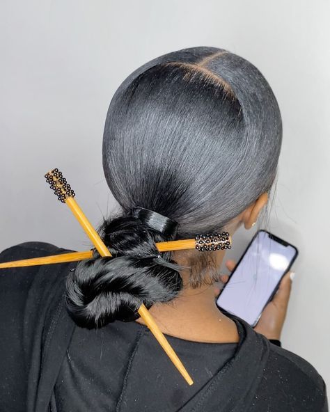 Low Knot Bun, Skl Hairstyles, Slick Backs, Frontal Ponytail, Sleek Bun Hairstyles, Slay Hairstyles, Alexis Davis, Cute Bun Hairstyles, Braids Wigs