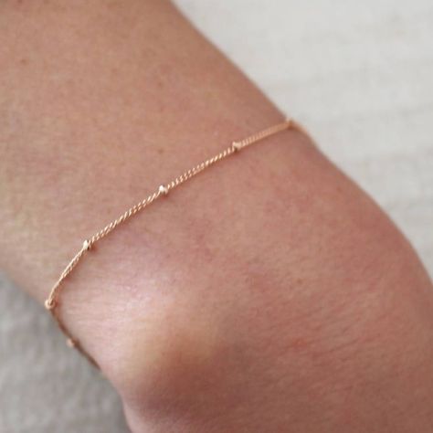 Dainty Gold Jewelry, Dainty Rose, Gold Chain Bracelet, Rose Gold Charms, Rose Gold Beads, Women's Bracelets, Bracelet Dainty, Rose Gold Chain, Minimal Jewelry