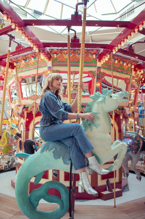 Ad Fashion, Merry Go Round, State Fair, Photo Reference, Amusement Park, Senior Photos, Fashion Poses, Horse Riding, Pose Reference