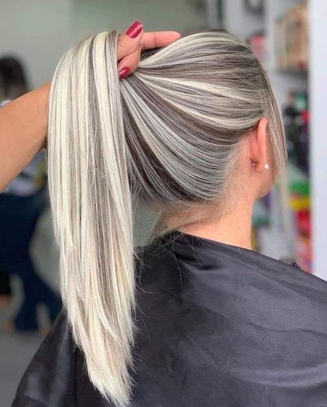 Spring Hair Color, Silver Blonde, Long Hair Color, Hair Done, Blonde Hair Looks, Winter Hair Color, Brown Blonde Hair, Platinum Blonde Hair, Long Blonde