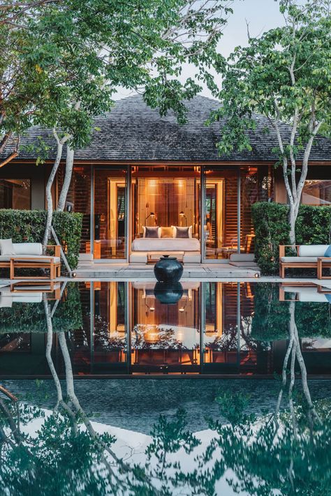 Karimun Jawa, Bali House, Beach House Exterior, Tropical Architecture, Overwater Bungalows, Resort Design, Tropical Resort, Tropical House, Expensive Houses