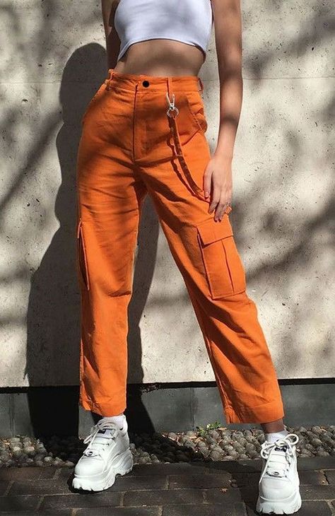 Orange Cargo Pants Outfit, Pantalon Orange, Orange Outfits, Mode Ulzzang, Smart Casual Women, Orange Fits, Orange Pants, Orange Outfit, Cargo Pants Outfit