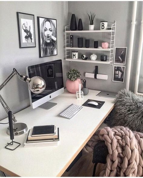 Pink And White Office, Bureau Decor, Office Inspo, White Office, Study Room Decor, Diy Desk, Room Inspiration Bedroom, Room Ideas Bedroom, Home Office Design