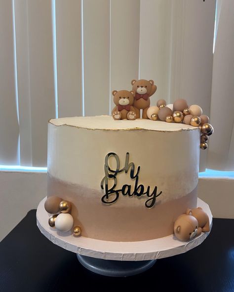 Baby shower cake 🤍 We Can Bearly Wait Baby Shower Cake, Gender Neutral Baby Shower Cake, Baby Cake Ideas, Baby Shower Cakes Neutral, Oh Baby Cake, Boho Cake, Baby Shawer, Shower Centerpieces, Baby Shower Centerpieces