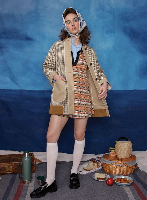 Wes Anderson Dress, Wes Anderson Outfits Women, Wes Anderson Style Fashion, Wes Anderson Outfit Inspiration, Wes Anderson Women, Wes Anderson Aesthetic Fashion, Wes Anderson Fashion, Wes Anderson Party, Wes Anderson Outfits