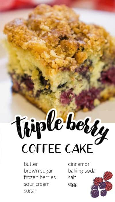 Berry Coffee Cake, Coffee Cake Muffin Recipes, Berry Cake Recipe, Raspberry Breakfast, Raspberry Coffee Cakes, Coffee Cake Recipes Easy, Crumb Cake Recipe, Coffee Cake Muffins, Coffee Cake Recipe