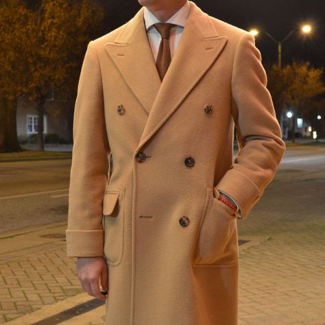 Trenchcoat Style, Nice Suits, Mid Length Coat, Men's British Style, Double Breasted Overcoat, Overcoat Men, Winter Overcoat, Trench Coat Style, Peacoats