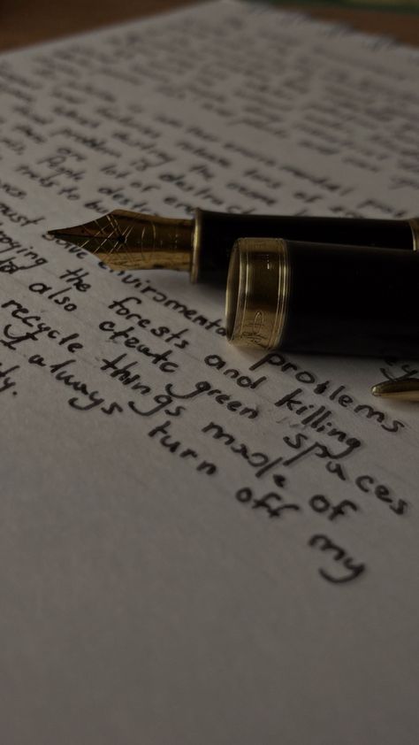 Aesthetic Writing Background, Pen Aesthetic Writing, Pens Aesthetics, Pen Aesthetic, Rain And Coffee, Best Fountain Pen, Aesthetic Writing, Pirate Books, Letter Photography