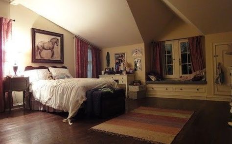 Shifting Visuals, Messy Bedroom, Victorian Room, Teenage Bedroom, Elena Gilbert, House Room, The Vampire Diaries, Room Inspiration Bedroom, Room Aesthetic