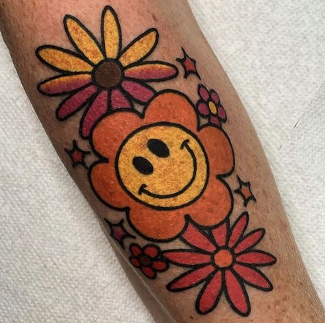 70s Aesthetic Tattoo, 70s Style Tattoo, 70s Flower Tattoo, 70s Inspired Tattoos, 70s Tattoo, Groovy Tattoo, Hippie Tattoo, Flash Ideas, Bright Tattoos