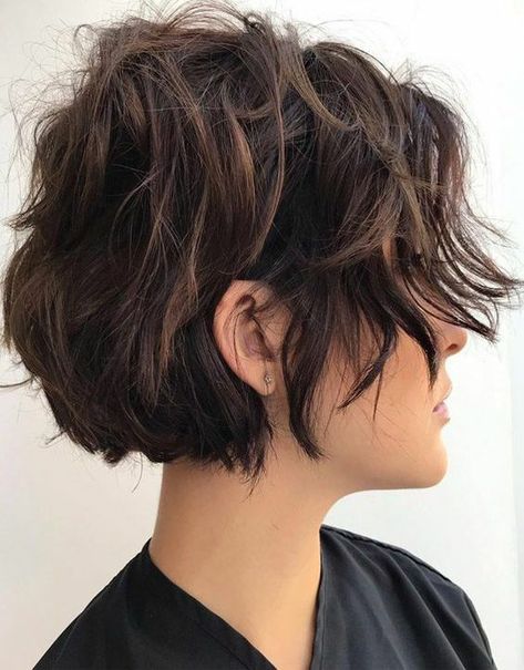 Short Wavy Hairstyles For Women, Thick Wavy Hair, Cute Short Haircuts, Wavy Bob, Wavy Haircuts, Haircuts For Wavy Hair, Short Wavy Hair, Short Wavy, Long Hair With Bangs