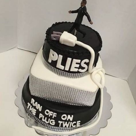 7 Hip-Hop-Themed Birthday Cakes - XXL Rapper Cake, Rapper Birthday Cake, 50th Birthday Cake Designs, Lil Baby Rapper, Cars Cake Design, Cake Ideas For Men, 25th Wedding Anniversary Cakes, Simple Birthday Cake Designs, 19th Birthday Cakes