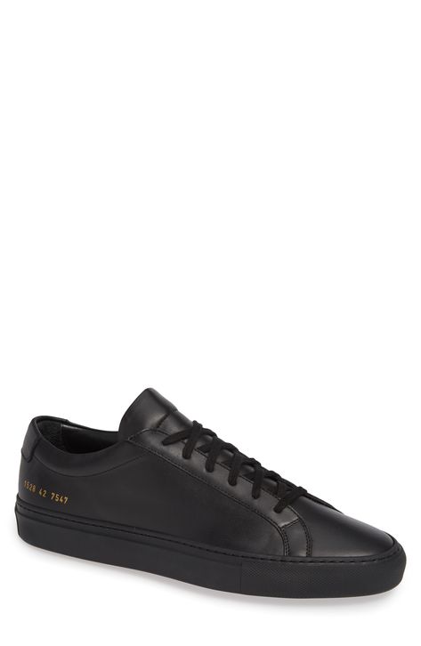 COMMON PROJECTS ORIGINAL ACHILLES SNEAKER. #commonprojects #shoes Clothes For Men Over 50, Jacket Coat Fashion, Masculine Style, Calling Card, Common Projects, Sneaker Men, Sneakers Men Fashion, Classic Sneakers, Low Sneakers