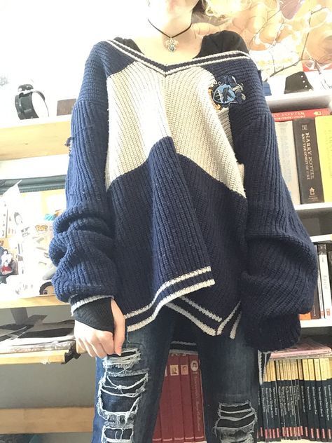 Ravenclaw Aesthetic Clothes, Ravenclaw Sweater, Harry Potter Blue Sweater, Harry Potter Inspired Outfits Ravenclaw, Ravenclaw Sweatshirt, Ravenclaw Quidditch Sweater, Harry Potter Script, Harry Potter Clothes Ravenclaw, Harry Potter Sweater