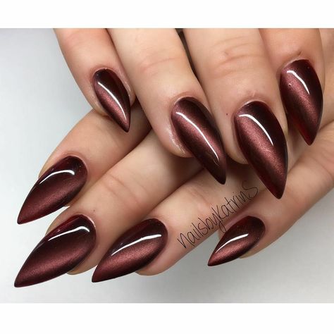 Cat Eye Nails. Fall Nails.  Acrylic Nails. Stiletto Nails. Nailart Cateye, Germany Nails, Acrylic Nails Stiletto, Funky Fingers, African Weddings, Nails Stiletto, Eye Nails, Stiletto Nails Designs, Basic Nails