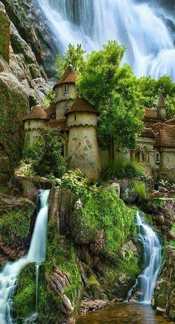 Weglewice, Polônia Waterfall Castle Poland, Waterfall Castle, Beautiful Castles, Magical Places, Beautiful Places To Visit, Pretty Places, Places Around The World, Most Beautiful Places, Wonderful Places