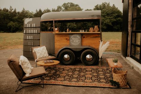 Horse Trailer Craft Booth, Horse Trailer Business Ideas, Horse Trailer Bar Ideas, Horse Trailer Shop, Trailer Rental Business, Horse Trailer Boutique, Bar Trailer, Horse Trailer Remodel, Trailer Bar Ideas