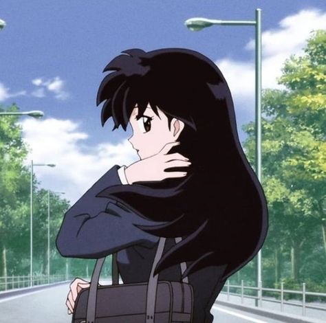 Higurashi Aesthetic, ديريك هيل, Purple Black Hair, Inuyasha Kagome, Kagome And Inuyasha, Kagome Higurashi, Anime Akatsuki, Old Anime, Anime Monochrome