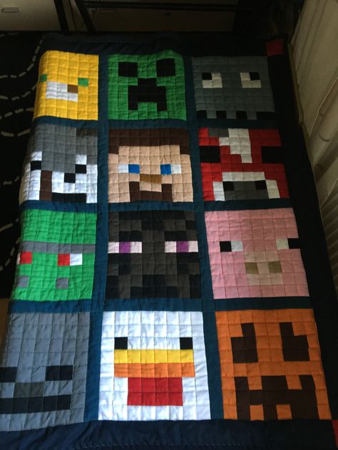 Minecraft Quilt Pattern Free, Minecraft Sewing, Minecraft Quilts, Minecraft Quilt, Minecraft Pattern, Crochet Blanket Stitch Pattern, Boys Quilt Patterns, Rag Quilt Patterns, Diy Costumes Kids