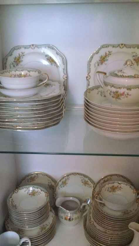 How do you tell the value in old china dishes? Uses For Old China Dishes, Using China Everyday, What To Do With China Dishes, Storing China Dishes Ideas, What To Do With Old China Dishes Ideas, What To Do With Old China, Make Snow Globes, Dishes Display, Papasan Chair Cushion