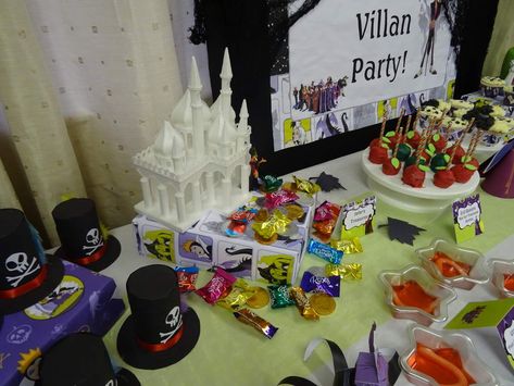 Unleash the Villains for Dillon's 7th Birthday | CatchMyParty.com Villains Birthday Party, Villain Party, Disney Villain Party, Disney Villain, Birthday Disney, Food Decoration, 7th Birthday, Disney Villains, Catch My Party