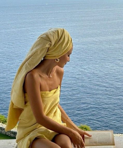 90s Chic, Mediterranean Summer, Hippie Vibes, Summer Mood, Summer 3, Europe Summer, By The Ocean, Italian Summer, Yellow Aesthetic