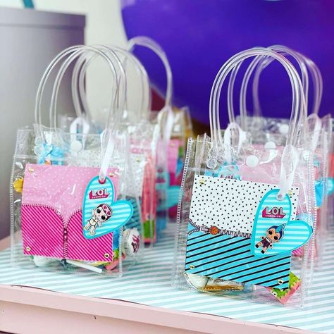 Chloe’s surprise birthday party | CatchMyParty.com Lol Surprise Dolls Party Favors, Lol Doll Party Favors, Lol Party Favor Ideas, Lol Doll Party Decorations, Lol Surprise Decorations, Lol Surprise Party Ideas, Lol Doll Party Ideas, Lol Birthday Party Ideas Decorations, Lol Party Favors