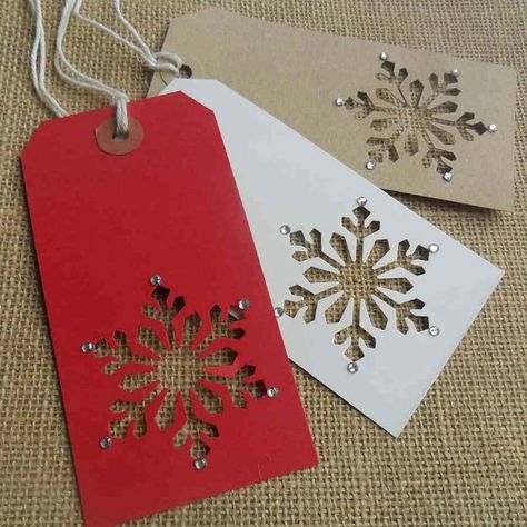 Snowflake Gift Tags, Christmas Gift Tags Diy, Hantverk Diy, Xmas Tags, Tags Diy, Gift Tags Diy, 카드 디자인, Navidad Diy, Diy Tags