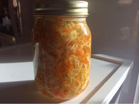 Home Canning Recipes, Pickled Cabbage, Cole Slaw, Vegetarian Cabbage, Home Canning, Cabbage Salad, Canning Jars, Preserving Food, Canning Recipes