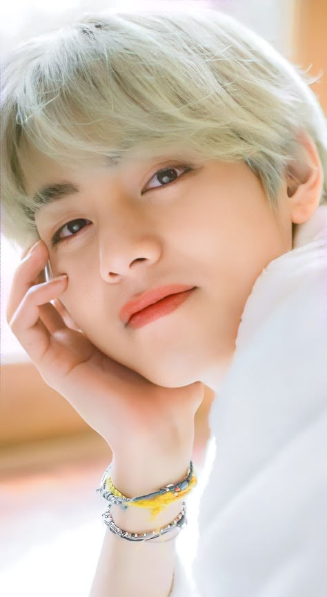 Kim Taehyung Cute, V Chibi, Taehyung Selca, Bts V Photos, Bts V Pictures, V Cute, Taehyung Photoshoot, Bts Girl, Kim Taehyung Funny