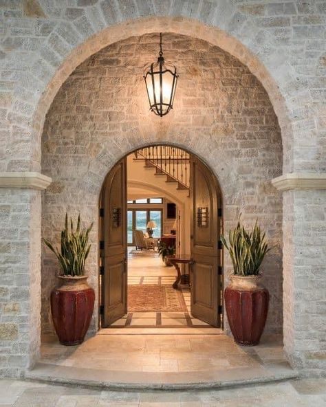 Mediterranean Modern Farmhouse, Meditteranian Design, House With Pillars Entrance, Meditterean House Interior, Exterior Entrance Ideas, Mediterranean Front Porch, Stone And Stucco House Exterior, Italian Style Homes Interior, Medeteranian Homes