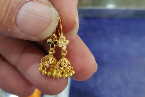 Maharashtrian Earrings Gold, 1gram Gold Earrings, 2 Grams Gold Earrings, 2 Grams Gold Earrings Designs, Gold Earrings Design, Gold Necklace Price, Small Earrings Gold, 22k Gold Earrings, Big Rangoli