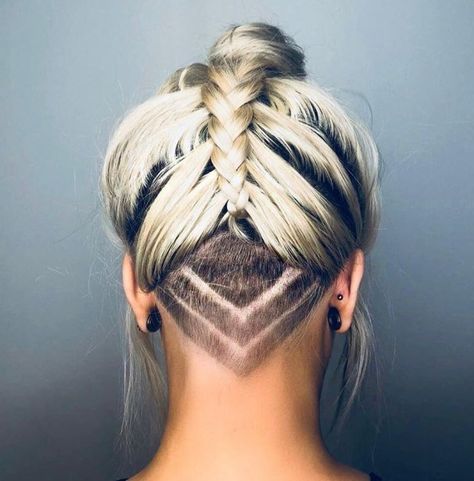 Nape Undercut Haircut for Women Under Hair Shaved, Nape Undercut Designs, Undercut Hair Designs, Undercut Haircut, Undercut Hairstyles Women, Undercut Long Hair, Undercut Designs, Undercut Styles, Shaved Hair Designs