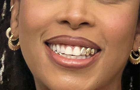 Open Face Diamond Grill, Gold Fronts Teeth, Tooth Jewellery Aesthetic, Smiling With Grills, Front Teeth Grillz, Two Teeth Grill, Two Tooth Grillz, One Tooth Grillz, Grills Teeth Female