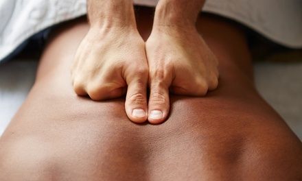 Our guide to the different types of massage will help you tell your Swedish from your shiatsu. Learn more and find massage deals near you. Massage Images, Massage Pictures, Massage Therapy Business, Spinal Decompression, Massage Therapy Techniques, Swedish Massage, Sports Massage, Yoga Nidra, Thai Massage