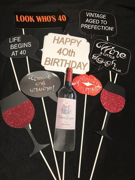 40s Birthday Party Theme Women, 40th Birthday Winery Ideas, Diy 40th Birthday Decorations, Birthday Party Ideas Themes, Wine Birthday Party, 40th Birthday Party Themes, Party Ideas Themes, Printable Birthday Games, 40th Birthday Wine