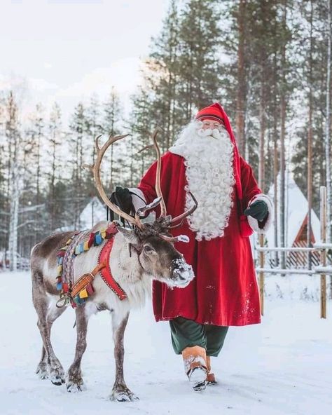 Santa Claus Village, Village Photography, Winter Scenery, Christmas Travel, Mrs Claus, Santa Baby, Christmas Images, Christmas Market, Christmas Art