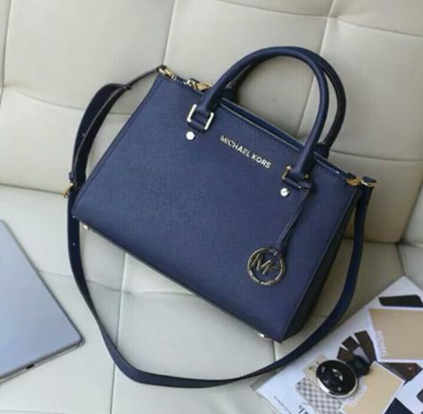 Michael kors handbag navy blue Blue Michael Kors Purse, Sac Michael Kors, Navy Handbag, Navy Blue Handbags, Blue Handbag, Michael Kors Handbag, Bamboo Bag, Blue Purse, Large Handbags