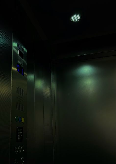 Elevator Aesthetic Dark, Night Office Aesthetic, Office At Night Aesthetic, Stuck In An Elevator Aesthetic, Lift Aesthetics Photos, Creepy Elevator, Briar Aesthetic, Scary Elevator, Imaginary Movie