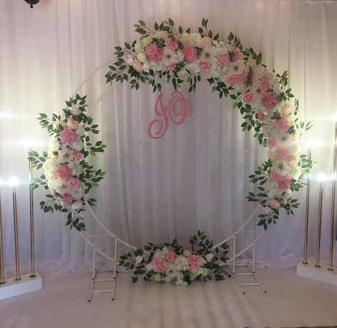 circle wedding arch, flower decoration wedding, wedding decor with fresh flowers, flowers for wedding decor, wedding decorations Arch Flower Decoration, Circle Wedding Arch, Flower Decoration Wedding, Outdoor Wedding Backdrops, Diy Wedding Arch, Metal Wedding Arch, Wedding Background Decoration, Flowers For Wedding, Diy Wedding Backdrop