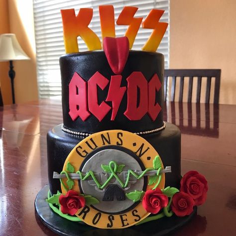 Def Leppard Birthday Party, Rock And Roll Cakes Ideas, 80s Rock Birthday Cake, Rock N Roll Cake Ideas, Rock Band Birthday Party Ideas, Classic Rock Theme Party, Rock Band Cake, Rock Themed Cake, Born To Rock Birthday Cake