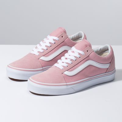 Cute Vans, Tenis Vans, Vans Store, Dr Shoes, Pink Vans, Popular Shoes, Vans Sneakers, Leather Shoes Woman, Pink Shoes