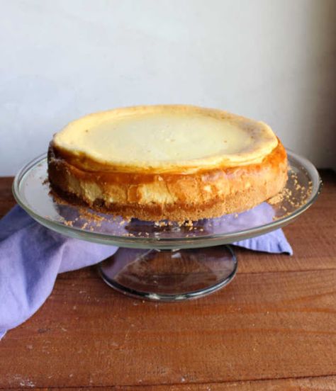 Instant Pudding Cheesecake, Cheesecake Condensed Milk, Condensed Milk Cheesecake Recipes, Condensed Milk Cheesecake, Condensed Milk Recipes Desserts, Condensed Milk Desserts, Milk Recipes Dessert, Light Cheesecake, Sweetened Condensed Milk Recipes