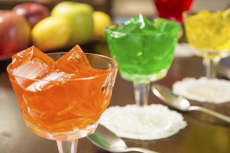 Try making your own homemade version using Sugar-Free Jello and protein powder to help you through the liquid phase.  #wls #liquidphase Post Gallbladder Surgery Diet, Gallbladder Surgery Diet, Full Liquid Diet, Liquid Diet Recipes, Clear Liquid Diet, Gallbladder Surgery, Sugar Free Jello, Bariatric Diet, Bariatric Eating