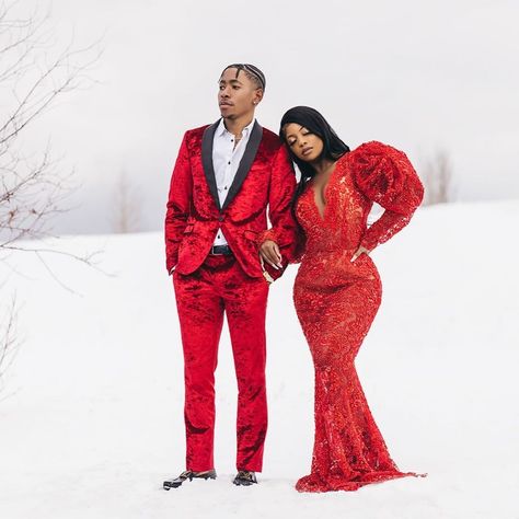 @elcashdoll Dearra And Ken, De'arra And Ken, Girlfriends Photoshoot, Jessi J, Ig Baddie, Christmas Couple Photos, Christmas Couple Pictures, Christmas Family Photoshoot, Blonde Bob Wig