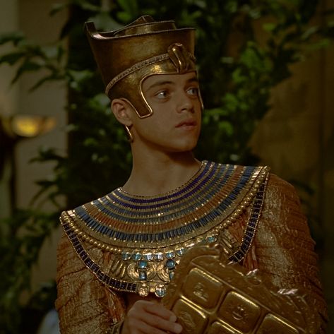 Rami Malek Ahkmenrah, Ahkmenrah Night At The Museum, Jedidiah Night At The Museum, Rami Malek Night At The Museum, Ahkmenrah Aesthetic, Ahkmenrah Fanart, Night At The Museum Ahkmenrah, 21 Cake, Hot Characters