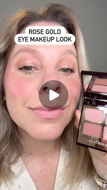 Rose Gold Makeup Tutorial, Rose Eyeshadow Looks, Makeup For Rose Gold Dress, Pink And Gold Eyeshadow Looks, Rose Gold Eye Makeup Tutorial, Rose Gold Eyeshadow Looks, Gold Holiday Makeup, Gold Dress Makeup, Rose Gold Smokey Eye