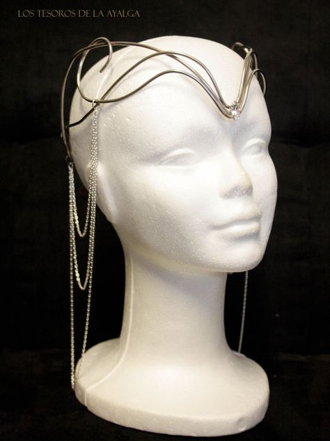 Futuristic Crown Design, Gold Elven Crown, Avatar Headpiece, Alien Crown, Elven Accessories, Elven Oc, Elvish Tiara, Elven Outfit, Elven Aesthetic