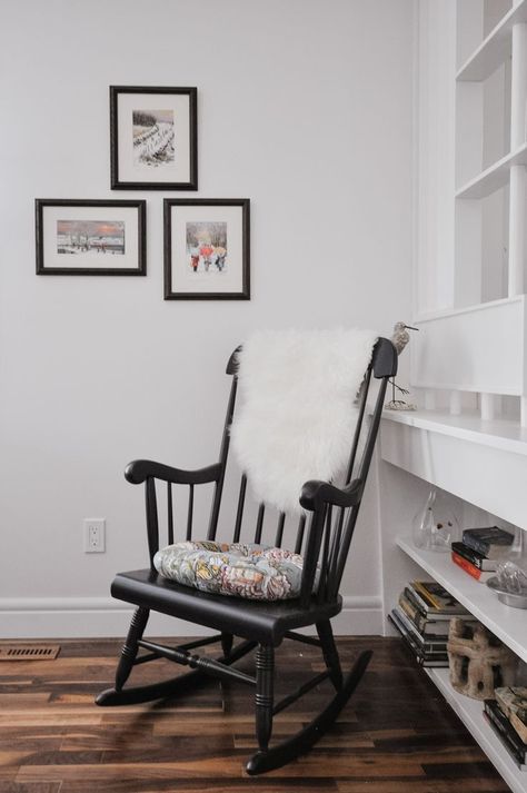 Black Rocking Chair Living Room, Painted Wood Rocking Chair, Black Rocking Chair Nursery, Rocking Chair In Living Room, Black Rocking Chair, Bonito Designs, Classic Rocking Chair, Painted Rocking Chairs, Chair Corner