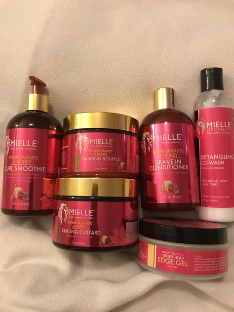 Natural Hair Products Aesthetic, Hair Products Black Women, Mielle Products, Hair Products For Black Women, Natural Hair Twist Styles, 4c Hair Products, Outfit Ideas Summer Casual, Black Hair Products, Natural Hair Journey Tips